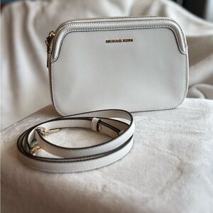 **SOLD** Michael Kors crossbody bag